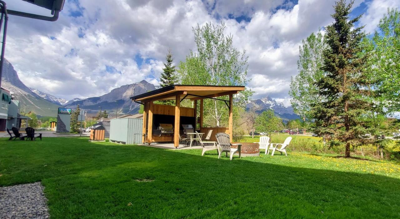 Sunset Resorts Canmore And Spa المظهر الخارجي الصورة