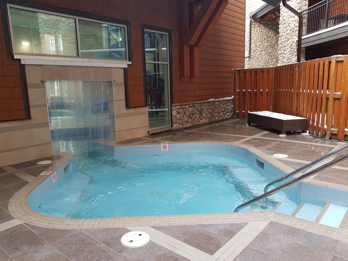 Sunset Resorts Canmore And Spa المظهر الخارجي الصورة