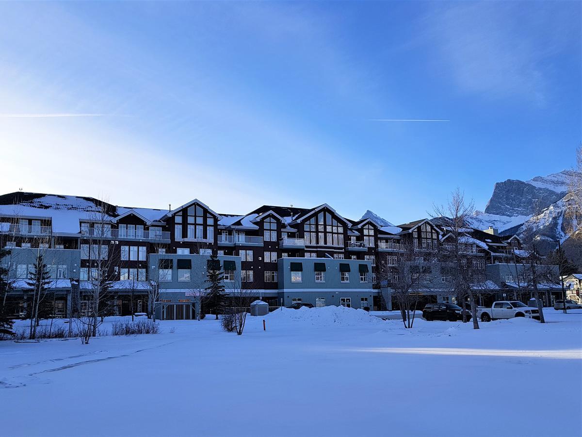 Sunset Resorts Canmore And Spa المظهر الخارجي الصورة