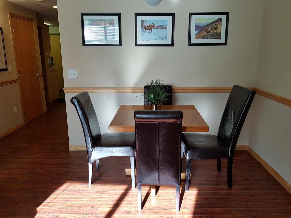 Sunset Resorts Canmore And Spa المظهر الخارجي الصورة