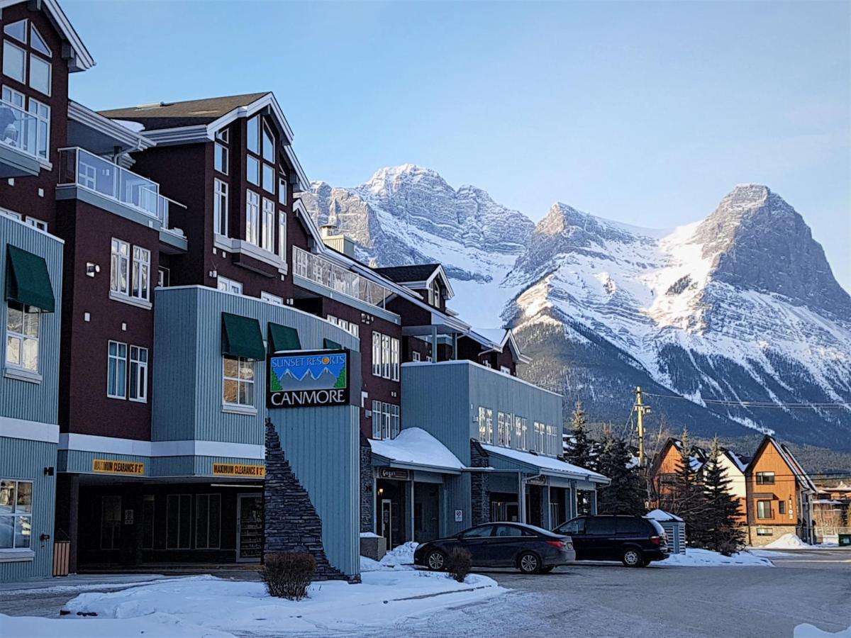 Sunset Resorts Canmore And Spa المظهر الخارجي الصورة